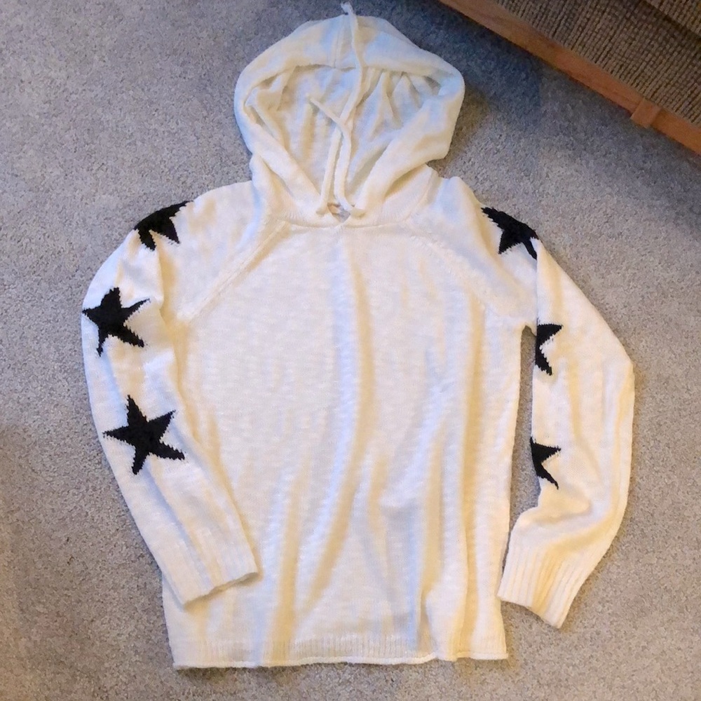 Hem & Thread Stars Sweater